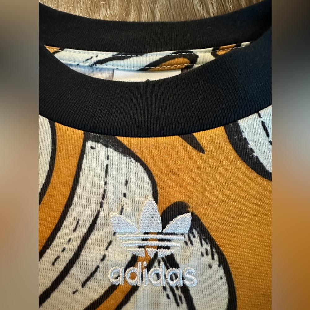 Farm Rio Adidas Tee - Picture 4 of 8